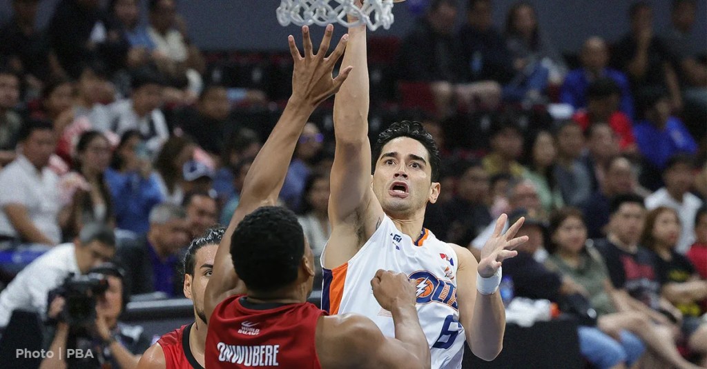 Meralco Bolts clinch victory over Barangay Ginebra Kings; Series ties at 1-1 
